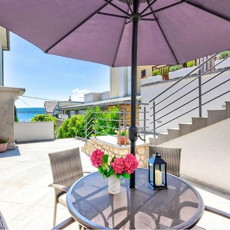 Apartments Tatjana Crikvenica Εξωτερικό φωτογραφία