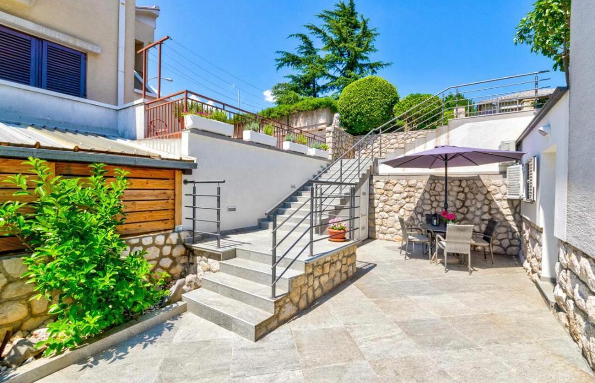 Apartments Tatjana Crikvenica Εξωτερικό φωτογραφία